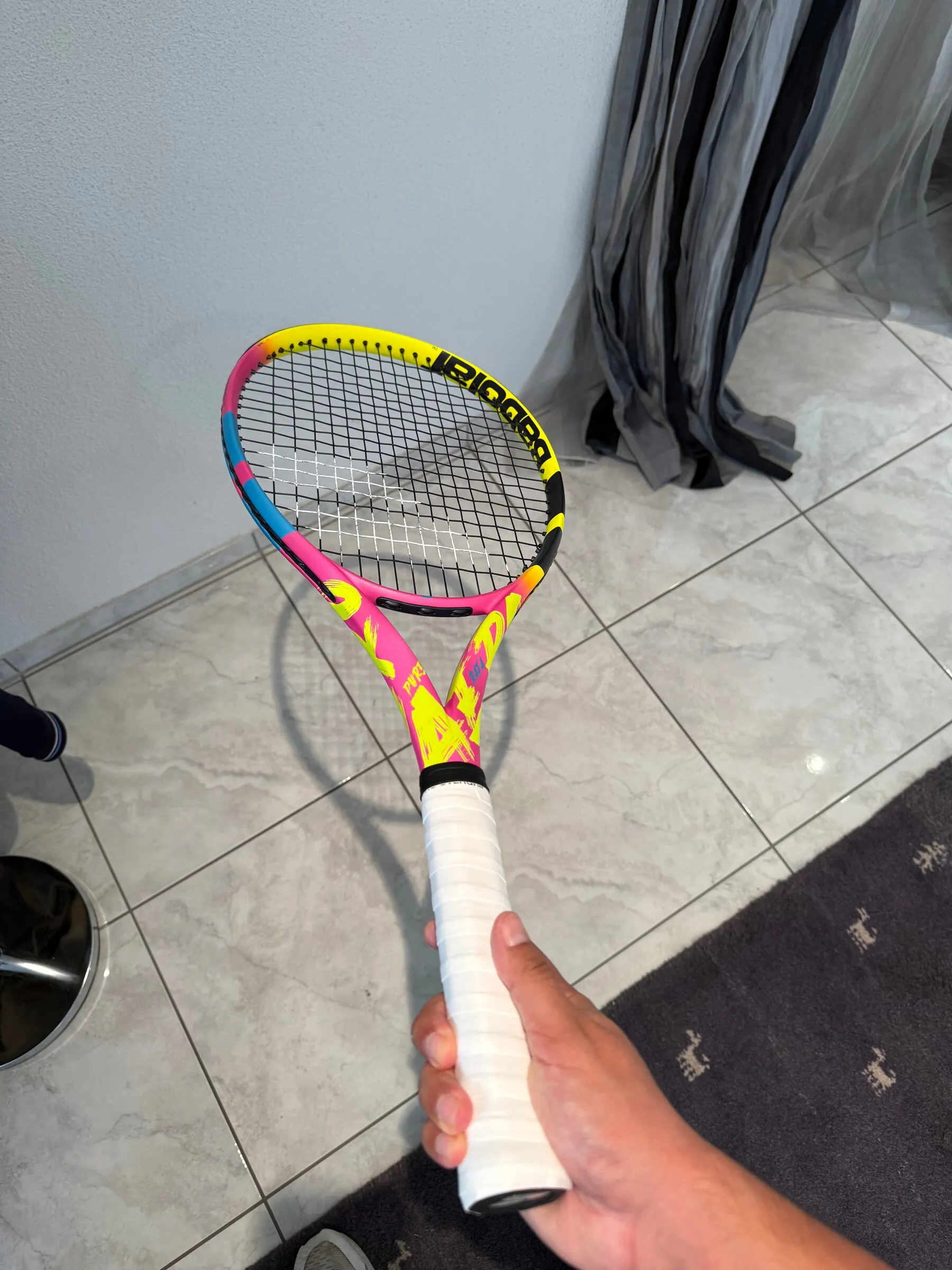 Frisch bespanntes Babolat Racket